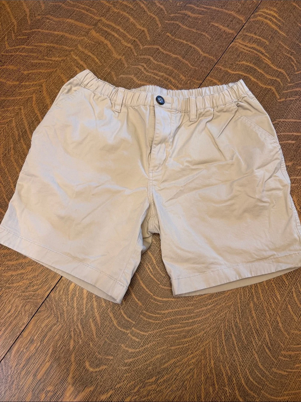 chubbies Light Khaki Elastic-Waist Flat Front Shorts